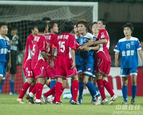 卢卡斯-恩梅加：以维尔茨的实力肯定能立足英超，他需要适应