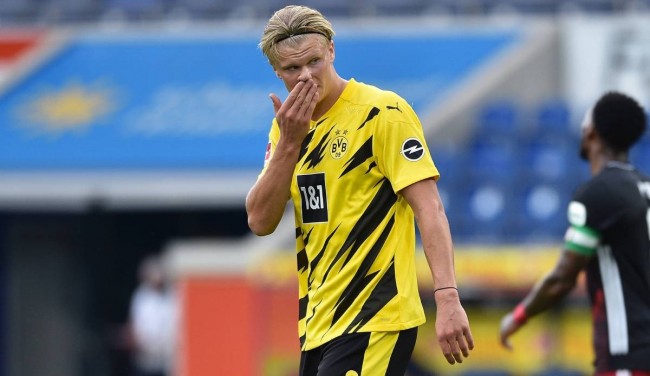 FC首尔官方：我们向球迷致歉，亚冠战绩低迷理应接受批评