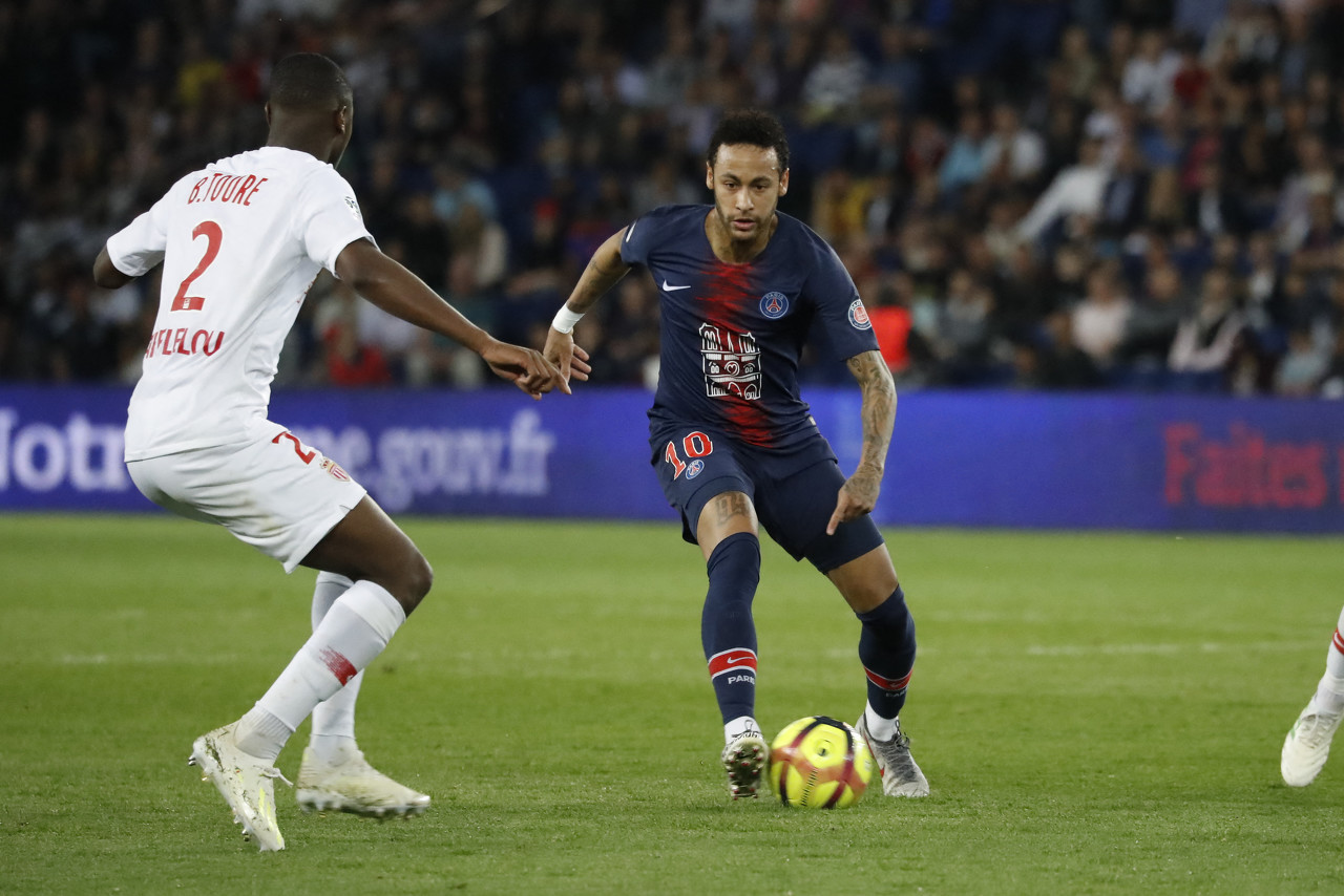 对阵梅州国安收获16次射正，为2012年以来单场中超第二多