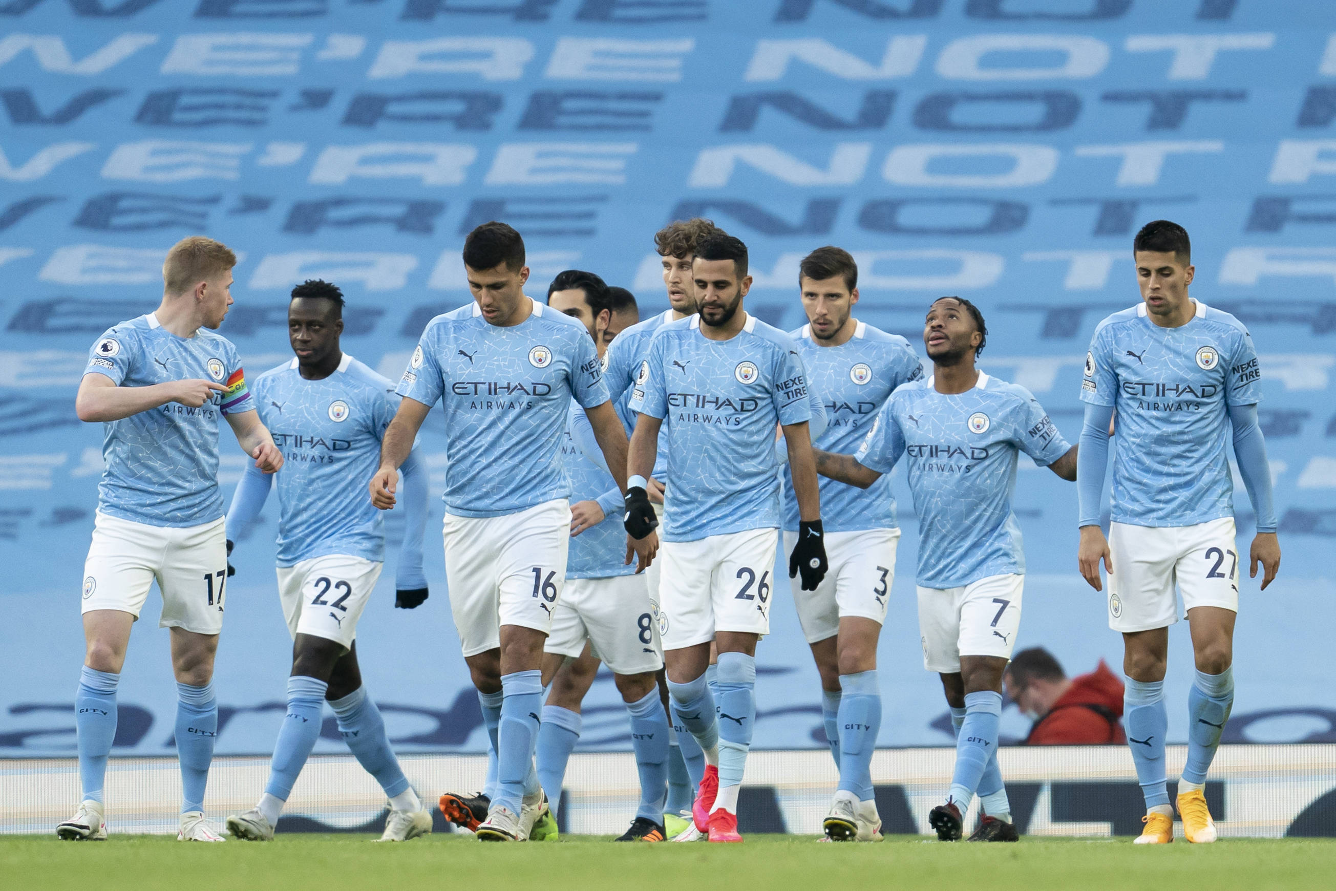 斯洛特：萨拉赫有权不满但不该向媒体说 俱乐部需要做出处理