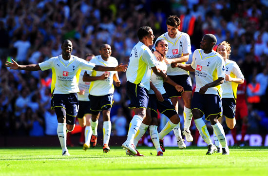 4000万欧潜力！曼联盯上18岁希腊中场，多豪门竞争转会成焦点？