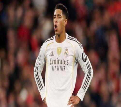 ESPN：曼联计划明年夏窗再引进中场，届时球队将有足够资金