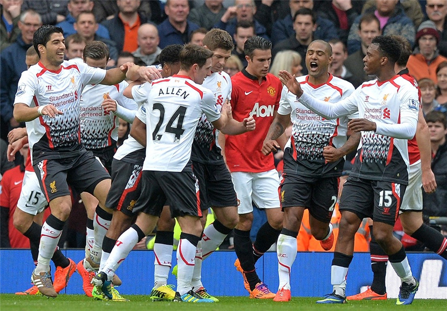 西媒：阿联酋企业慷慨赠送，巴萨球员喜获黄金iPhone